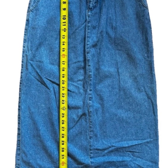 Stylish Blue Denim Midi Skirt - Picture 5 of 5